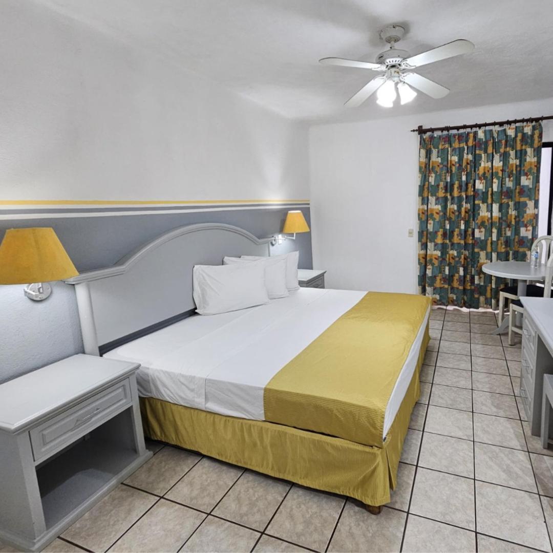 Hotel Costa Brava Manzanillo Εξωτερικό φωτογραφία