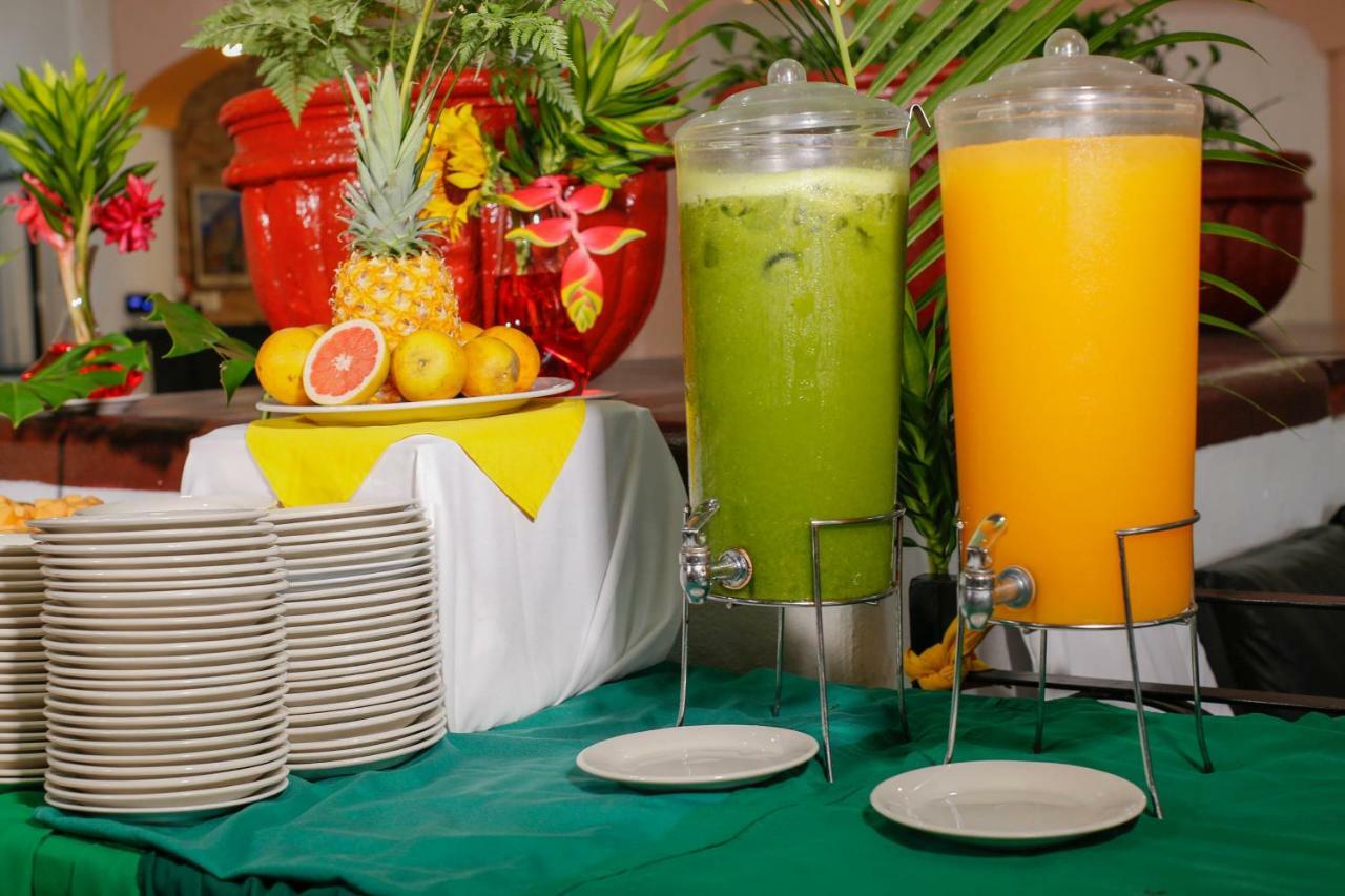 Hotel Costa Brava Manzanillo Εξωτερικό φωτογραφία